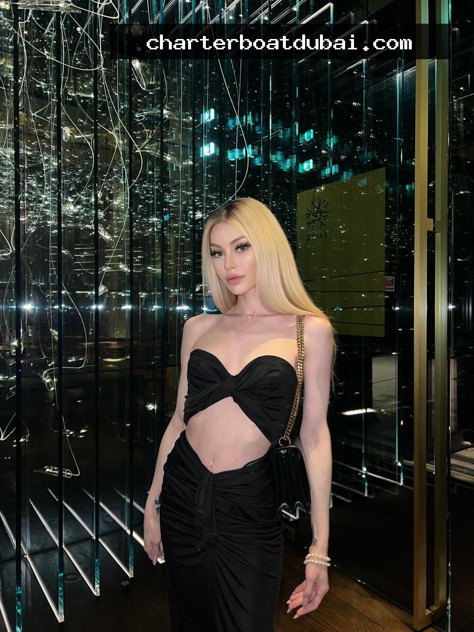 Regina, 23 years old, Singaporean escort in Dubai