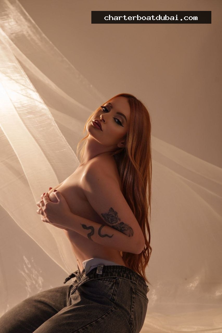 Samantha photo 4