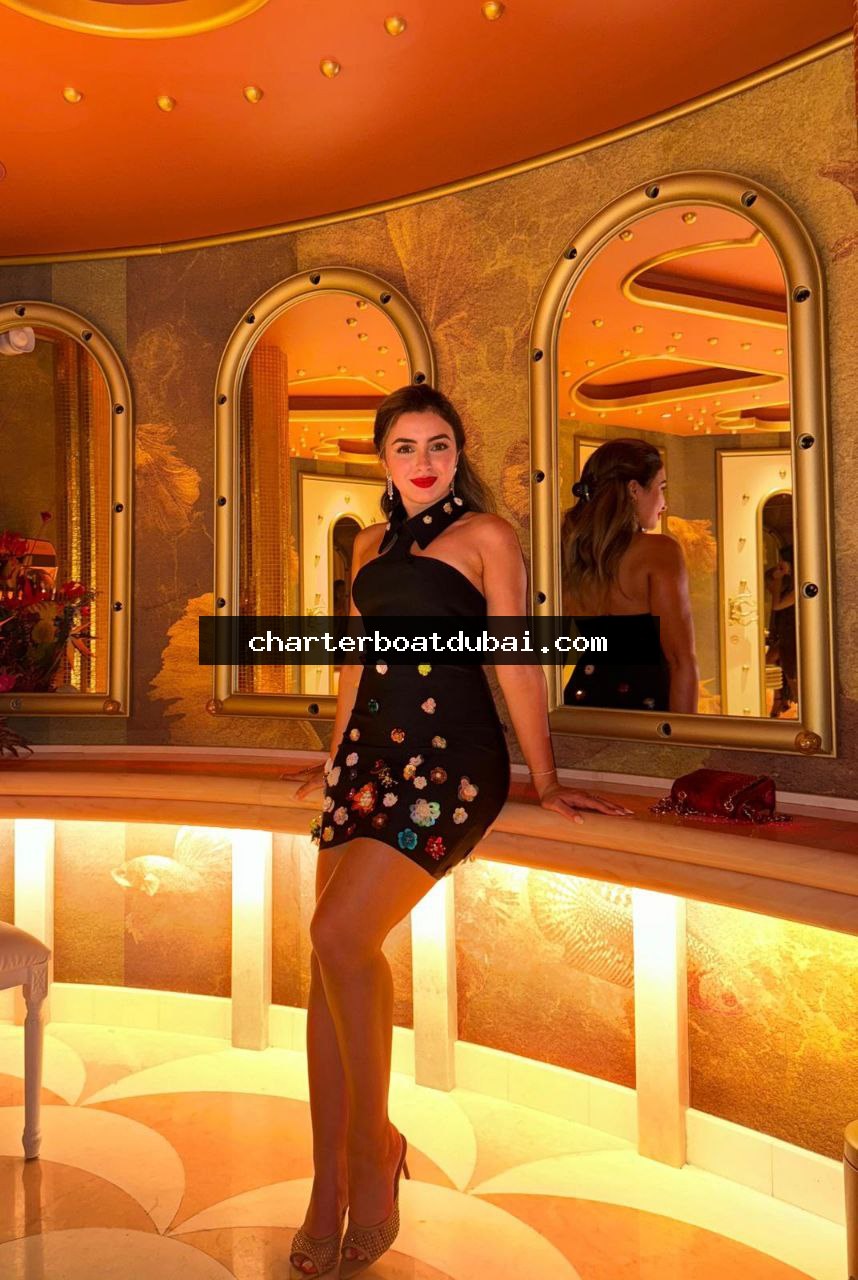 Scarlett photo 3